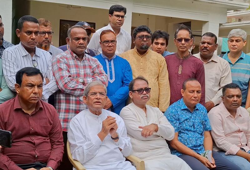 BNP secretary general Mirza Fakhrul Islam talks with journalists at his hometown Thakurgaon on 13 November