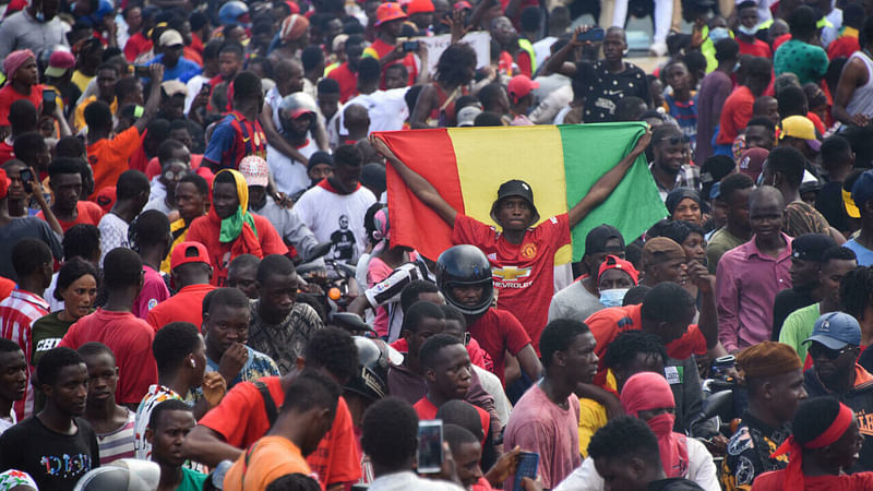 Dozens of people were killed Sunday in clashes between fans at a football match in Guinea