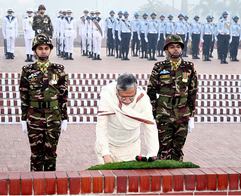 President Mohammed Shahabuddin pays tributes to the martyrs of the 1971 Liberation War by placing a wreath at the National Memorial in Savar on 16 December 2024