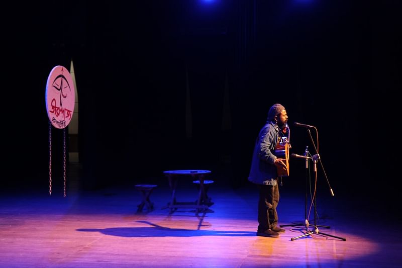 Arjun Kar performing at a show in Shilpakala Academy in Dhaka