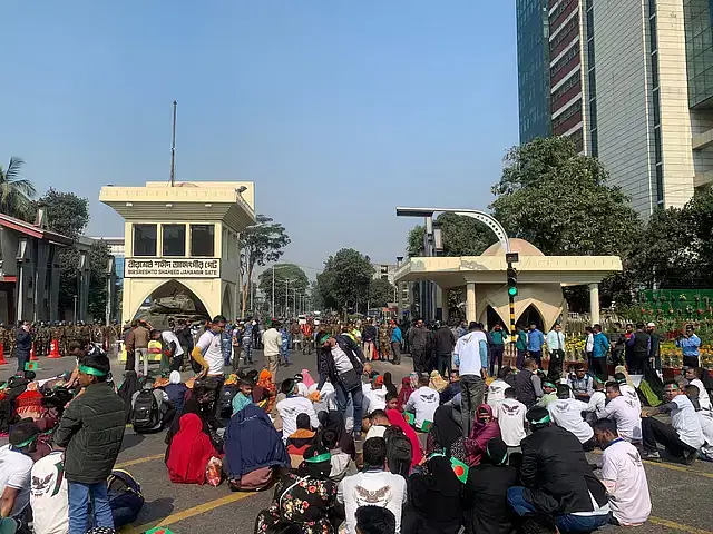 The road in the capital's Jahangir Gate area reopened after a two-hour blockade on 29 December 2024