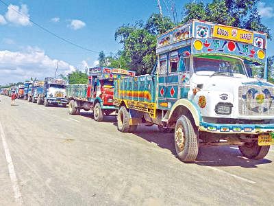 Indian truck at Banglabandha border.