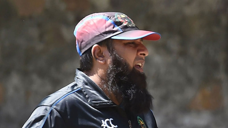 Pakistan appointed former cricket captain Inzamam-ul-Haq as their new chief selector on Monday