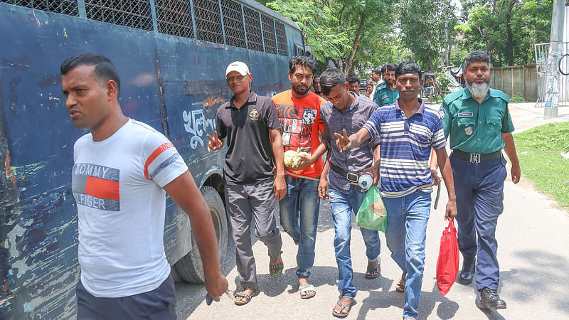 The police detained a number of BNP leaders and activists from Khalishpur area of Khulna