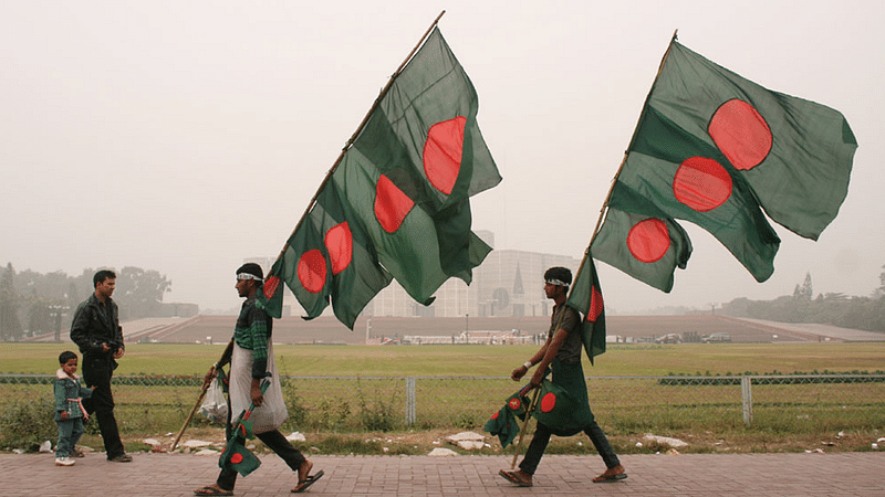 তিন দশক আগে আমরা সবাই গণতন্ত্রের ভবিষ্যৎ নিয়ে যে উচ্চাশা পোষণ করেছিলাম, আজ তা উল্লেখযোগ্য মাত্রায় অপসৃত হয়েছে।