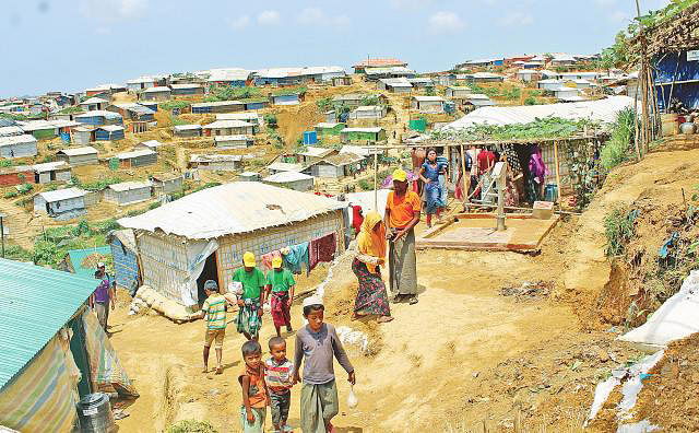 কক্সবাজারের উখিয়ার রোহিঙ্গা শরণার্থী শিবির