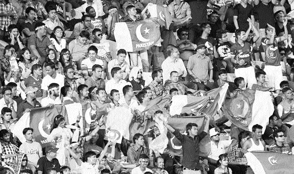 পাকিস্তান ক্রিকেট দলকে সমর্থন করার কারণটি কি রাজনৈতিক?  ছবি: প্রথম আলো