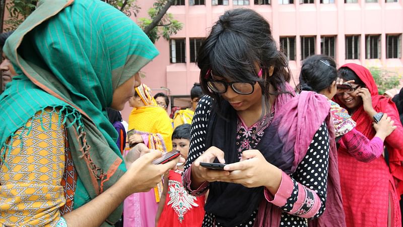 এইচএসসির ফল জানবেন যেভাবে