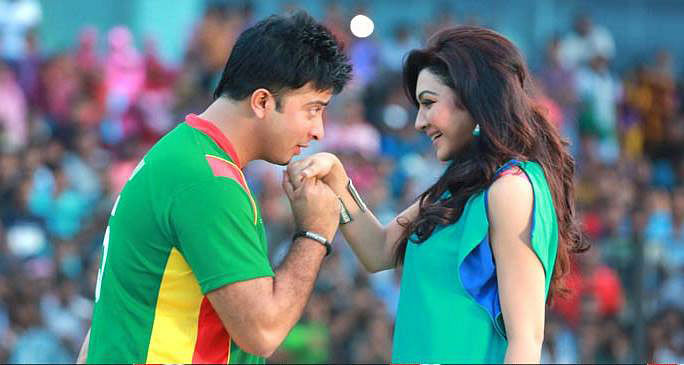 ‘পূর্ণদৈর্ঘ্য প্রেমকাহিনী ২’ ছবির দৃশ্যে শাকিব খান ও জয়া আহসান
