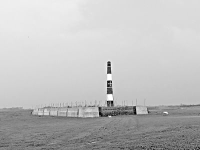 ব্রাহ্মণবাড়িয়ার বাঞ্ছারামপুর উপজেলার আগানগরে কৃষিজমিতে গড়ে তোলা ইটভাটা। ৫ অক্টোবর তোলা ছবি l প্রথম আলো