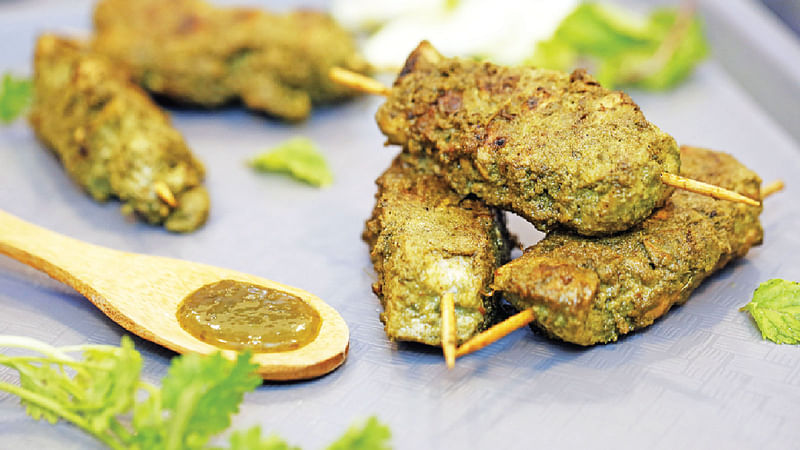 চিকেন হারিয়ালি কাবাব
