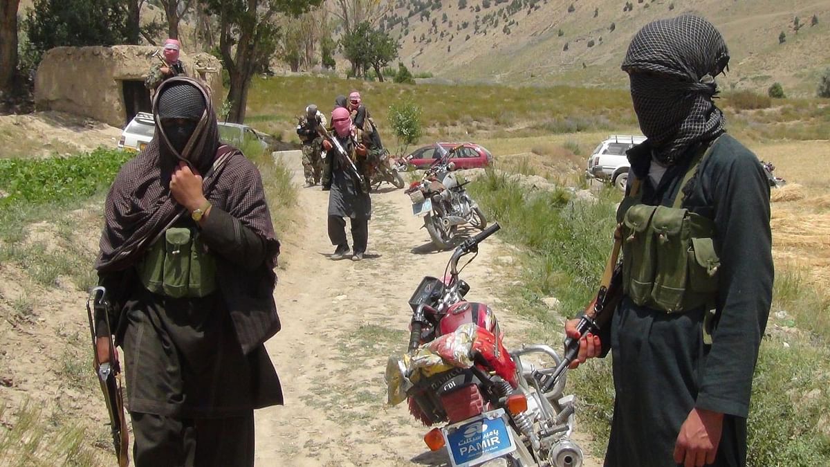 আফগানিস্তানের পাকতিয়া প্রদেশে তালেবান জঙ্গিদের সশস্ত্র অবস্থান। ছবি: এএফপি