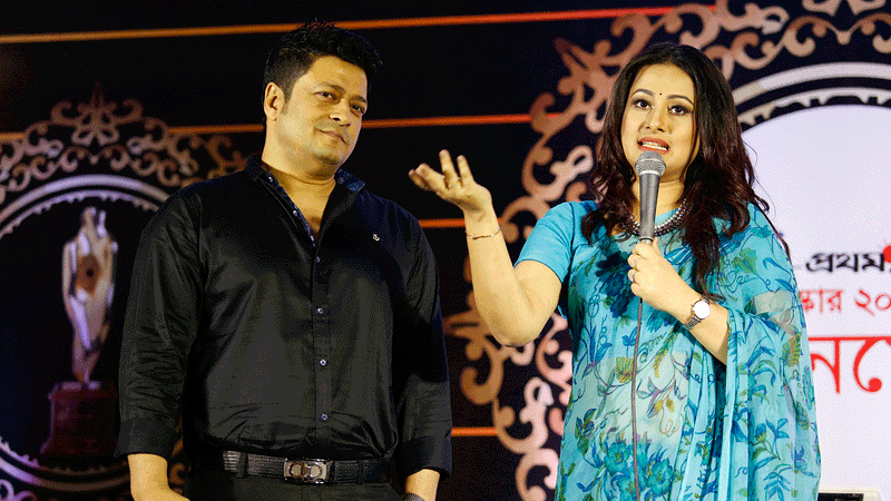 ‘মেরিল-প্রথম আলো পুরস্কার’ অনুষ্ঠানে ফেরদৌস ও পূর্ণিমা