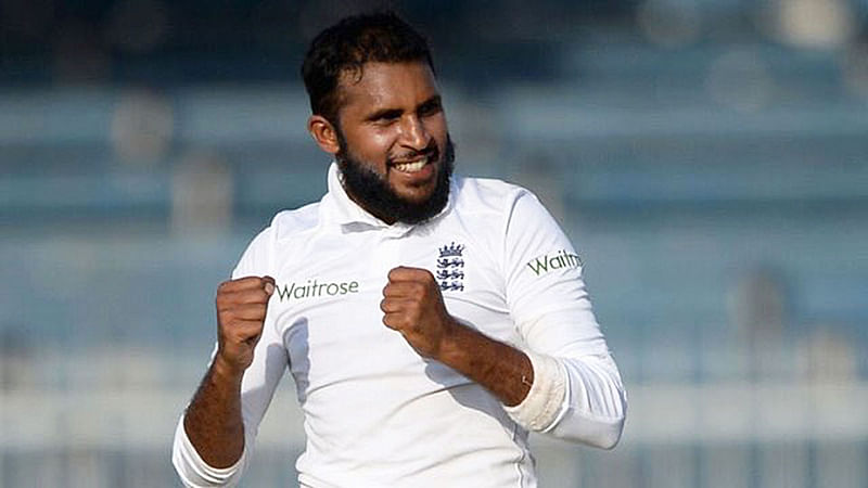 প্রায় দেড় বছর পর টেস্ট খেলার সুযোগ পেয়েছেন রশিদ। ফাইল ছবি