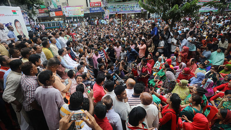 শনিবার বিকেলে চট্টগ্রাম বিএনপি আয়োজিত এক সমাবেশে বিএনপির ভাইস চেয়ারম্যান আবদুল্লাহ আল নোমান বক্তব্য রাখেন।ছবি:সৌরভ দাশ