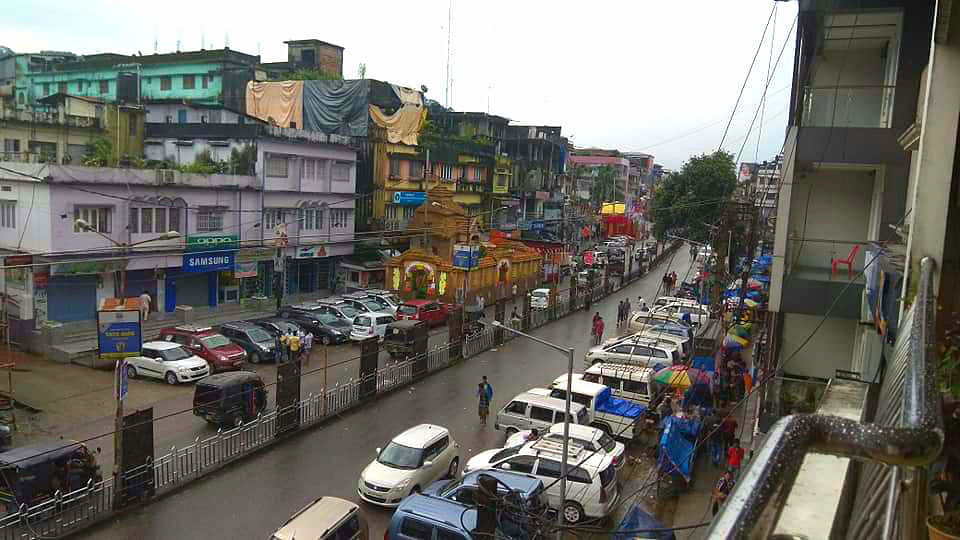 পশ্চিমবঙ্গের পাহাড়ি শহর দার্জিলিং। ছবি: ভাস্কর মুখার্জি