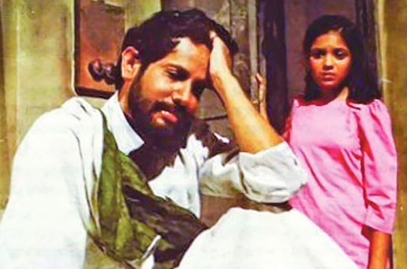 আগুনের পরশমণি চলচ্চিত্রে মুক্তিযোদ্ধা বদিউল আলমের চরিত্রে আসাদুজ্জামান নূর