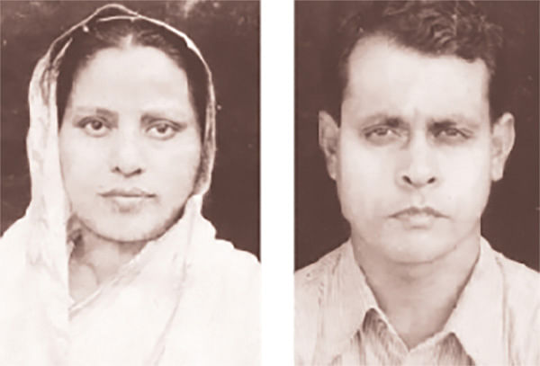 শহীদ আবু বকরের মা আনোয়ারা খাতুন ও বাবা আবু জাফর