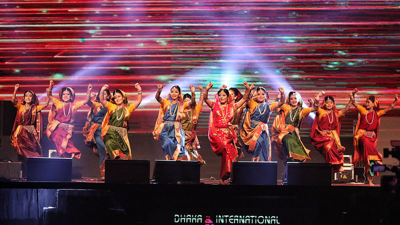 তিন দিনব্যাপী উৎসবের প্রথম দিন গতকাল বৃহস্পতিবার নৃত্যদল ভাবনার পরিবেশনায় শুরু হয় আয়োজন