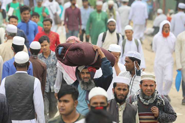 গতকাল শুক্রবার থেকে শুরু হয়েছে বিশ্ব ইজতেমা। ছবি: দীপু মালাকার