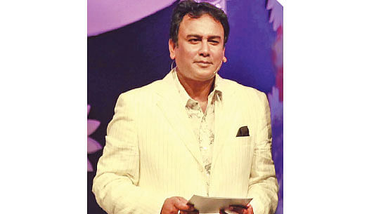 জাহিদ হাসান মেরিল–প্রথম আলো পুরস্কার অনুষ্ঠান সঞ্চালনা করেন ২০১০ সালে।