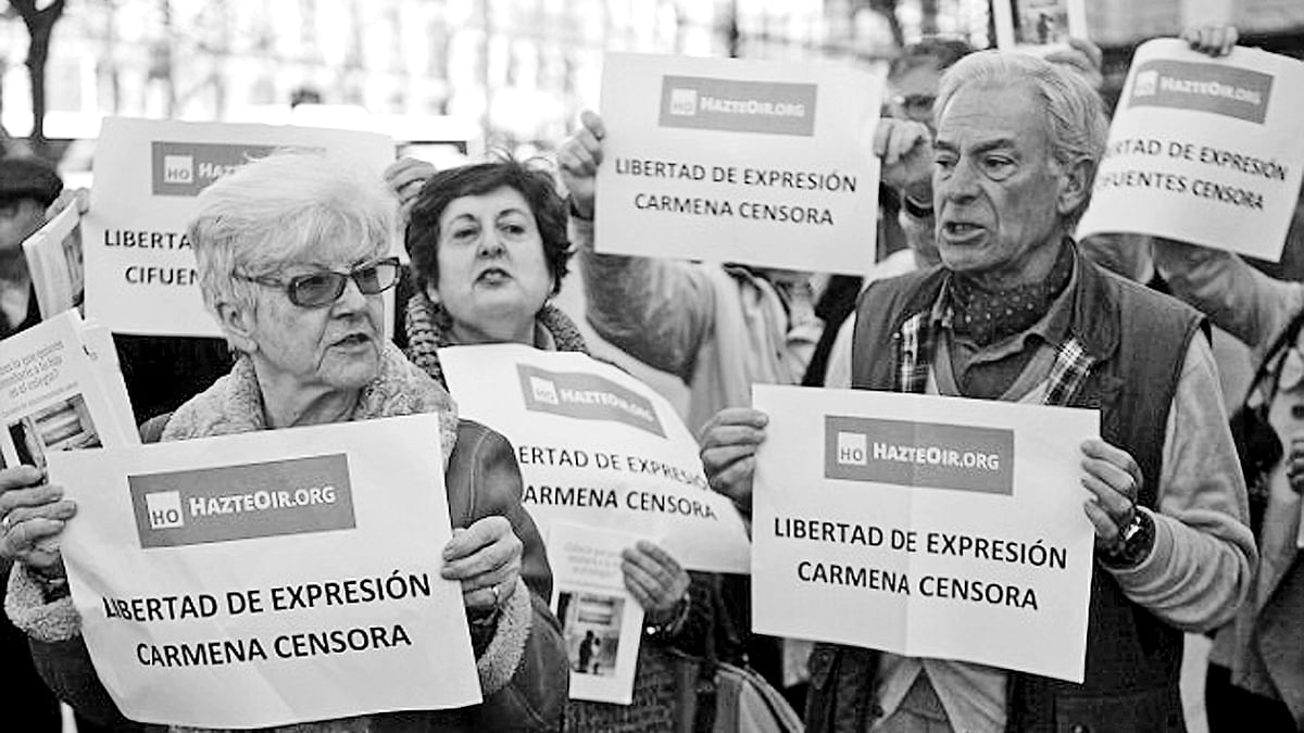 স্পেনে আন্তর্জাতিক নারী দিবসে কট্টর ডানপন্থীরা নারীবাদবিরোধী বিক্ষোভ করেন