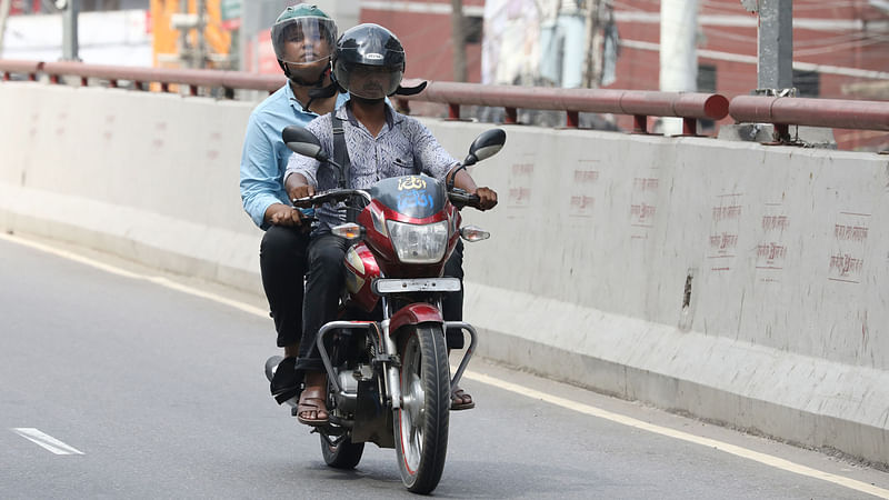 আরামদায়ক ও তেল–সাশ্রয়ী কমিউটার বাইক। ছবি: আবদুস সালাম