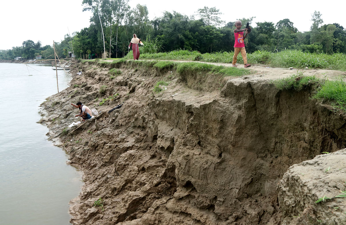 ভাঙনের কবলে পড়েছে কাটাখালী গ্রামের ফসলি জমি।