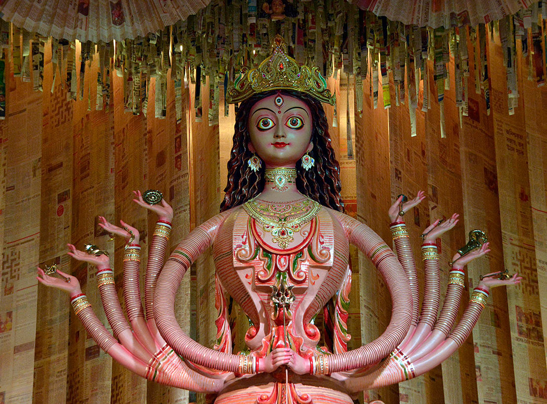 হরিদেবপুর ৪১ পল্লির দেবী প্রতিমা। ছবি: ভাস্কর মুখার্জী