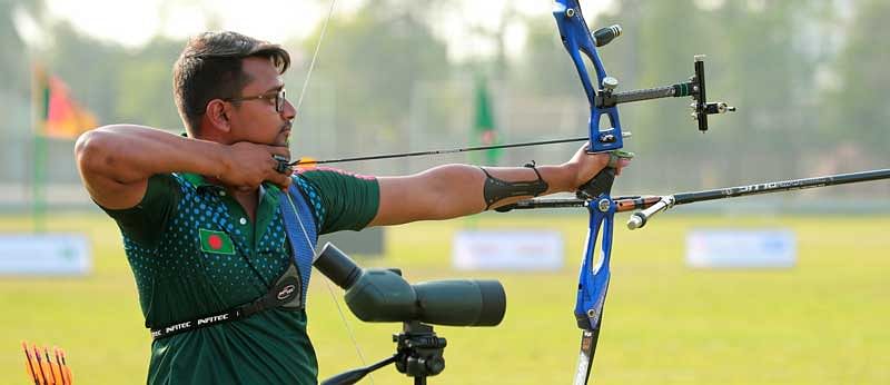 এস এ গেমসে সোনা জিতে দেশে ফিরেই জাতীয় চ্যাম্পিয়নশিপে নিজের ইভেন্টে ব্রোঞ্জ পেলেন রোমান সানা। ফাইল ছবি, প্রথম আলো