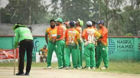 ক্রিকেট আর বাঙালি এক সুতোয় গাঁথা। হাসি-কান্না, আনন্দ-বিষাদের বড় অংশজুড়ে ক্রিকেট। ছবি: লেখক