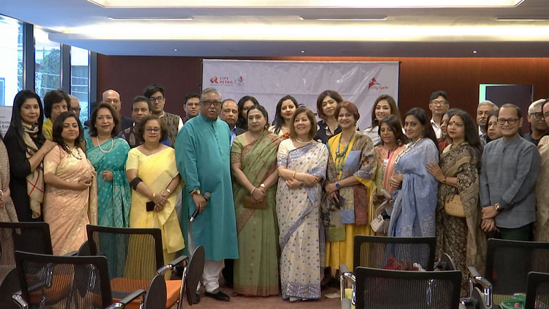 নতুন প্ল্যাটফর্ম ‘মেধা’র আত্মপ্রকাশ অনুষ্ঠানে অতিথিরা। ছবি: সংগৃহীত