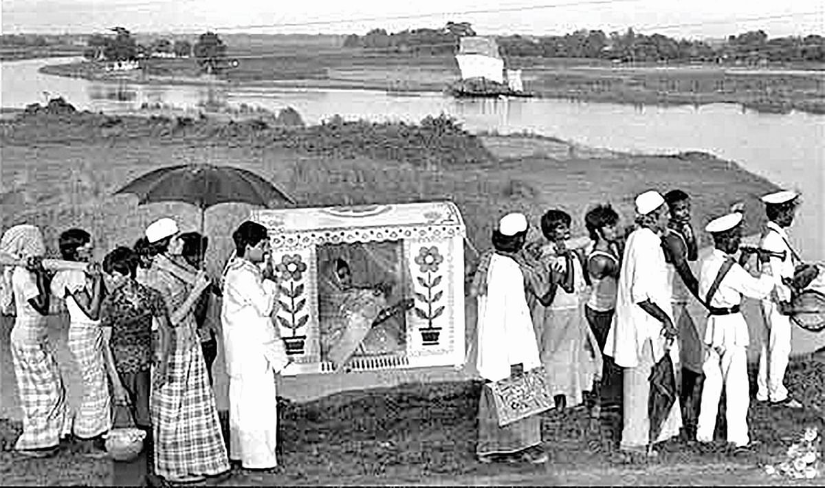 জনৈক আলোকচিত্রীর ১৯৭০ সালে তোলা বরযাত্রার একটা ছবি
