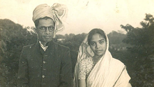 স্ত্রী সাইদা চৌধুরীর সঙ্গে আশরাফ সিদ্দিকী