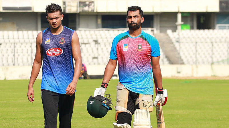 তাসকিনের গোপন খবর জানিয়ে দিতে চাইছিলেন তামিম। প্রথম আলো ফাইল ছবি