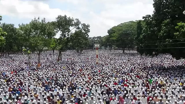 শোলাকিয়া ঈদগাহ মাঠ। ফাইল ছবি