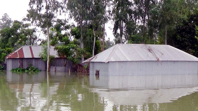  প্রথম আলো