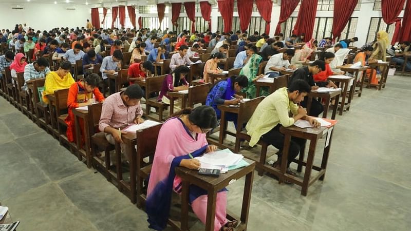 পাবলিক বিশ্ববিদ্যালয়ে শিক্ষকের কর্মঘণ্টা সপ্তাহে ৪০