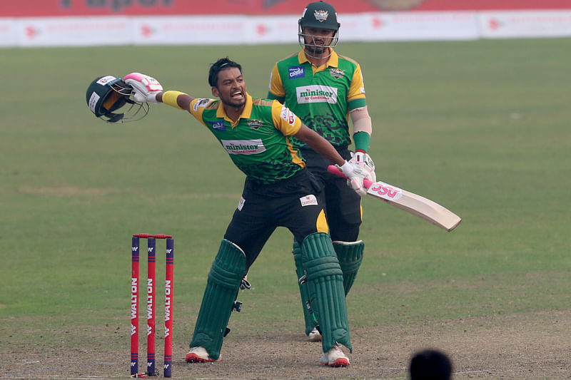 স্ট্রাইকরেটে সবার সেরা নাজমুল হোসেন।