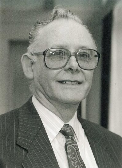 স্যার পিটার ম্যানসফিল্ড