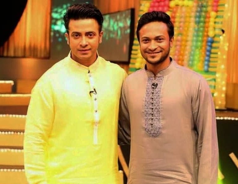 অভিনেতা শাকিব খান ও ক্রিকেটার সাকিব আল হাসান