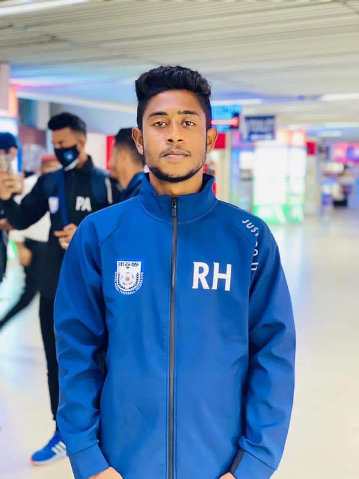 রবিউল হাসান।