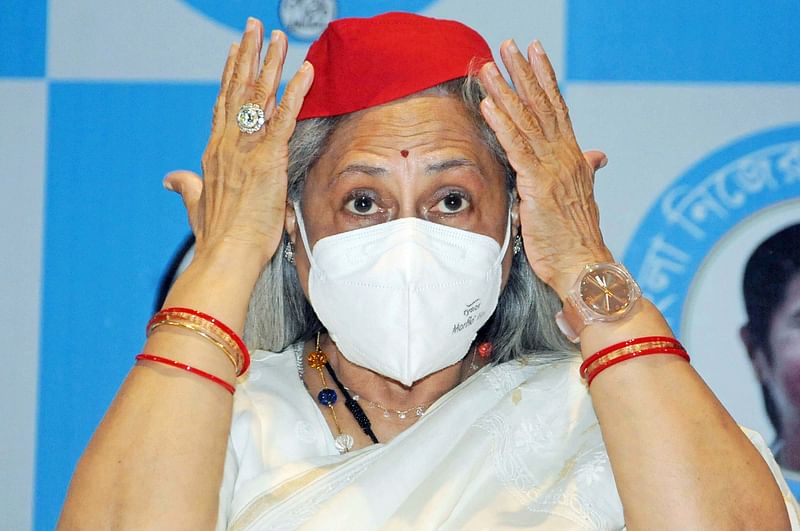 জয়ার মাথায় ছিল সমাজবাদী পার্টির ‘লাল টুপি’