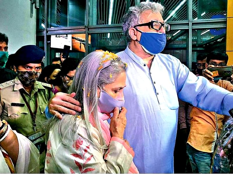 তৃণমূলের নির্বাচনী প্রচারে অংশ নিতে গত রোববার কলকাতায় এসে পৌঁছান জয়া বচ্চন।