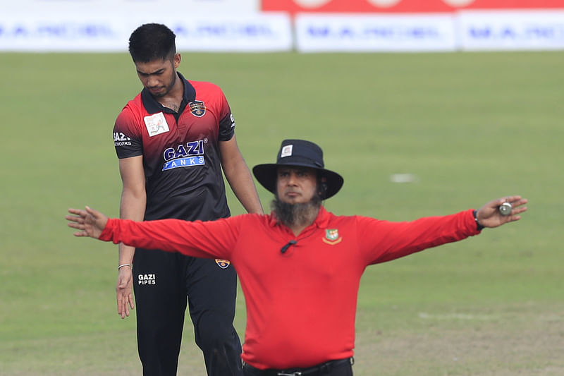 এই সিদ্ধান্ত বিতর্ক জন্ম দিয়েছে।