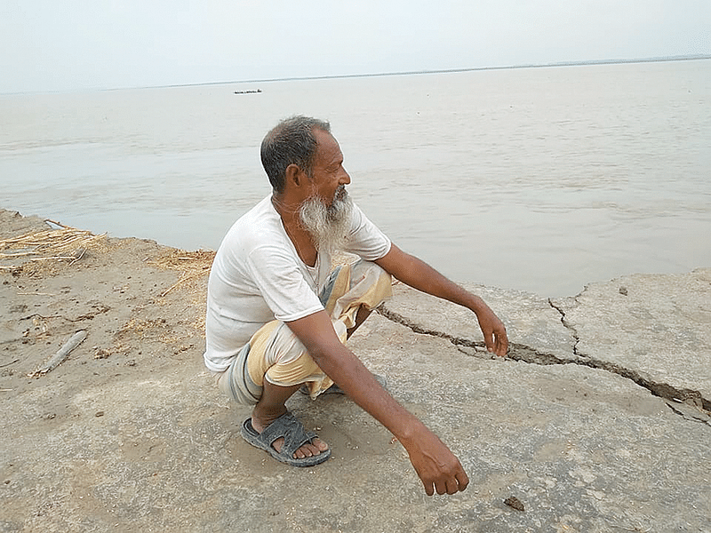  প্রথম আলো