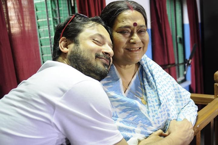 শিবপ্রসাদ মুখোপাধ্যায়ের ‘বেলা শেষে’-তে অভিনয়
করেছেন স্বাতীলেখা