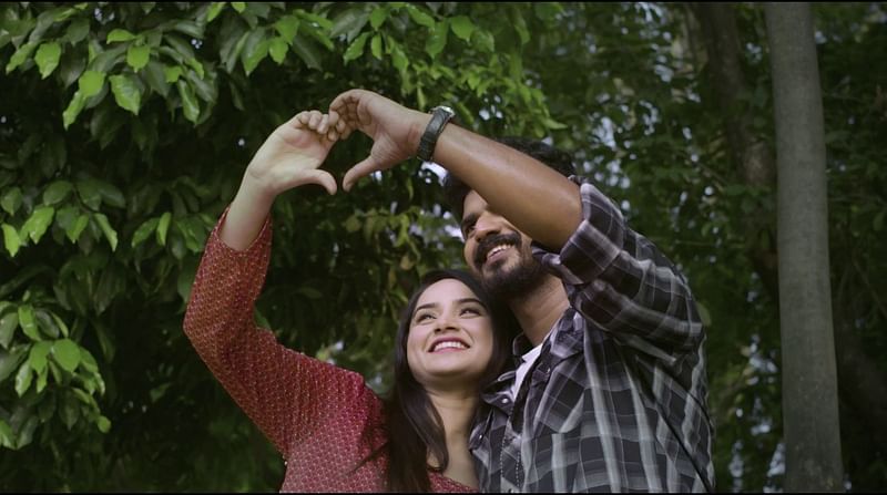ম্যাডম্যান নাটকের দৃশ্য