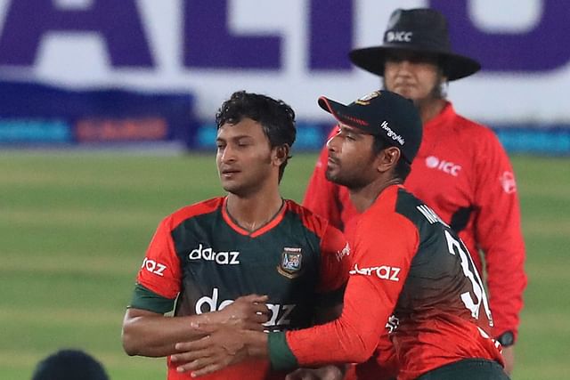 টি–টোয়েন্টিতে আবারও আইসিসির শীর্ষ অলরাউন্ডার হয়েছেন বাংলাদেশের সাকিব আল হাসান