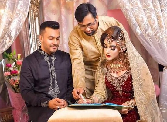 বিয়ের আসরে মাহিয়া মাহি